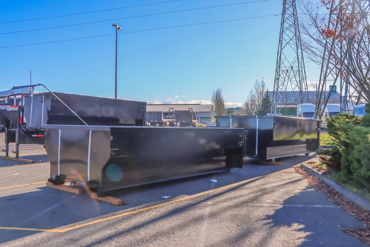 Roll-off dumpster ready for waste disposal at job site for Residential Dumpster Rental in Vestavia Hills